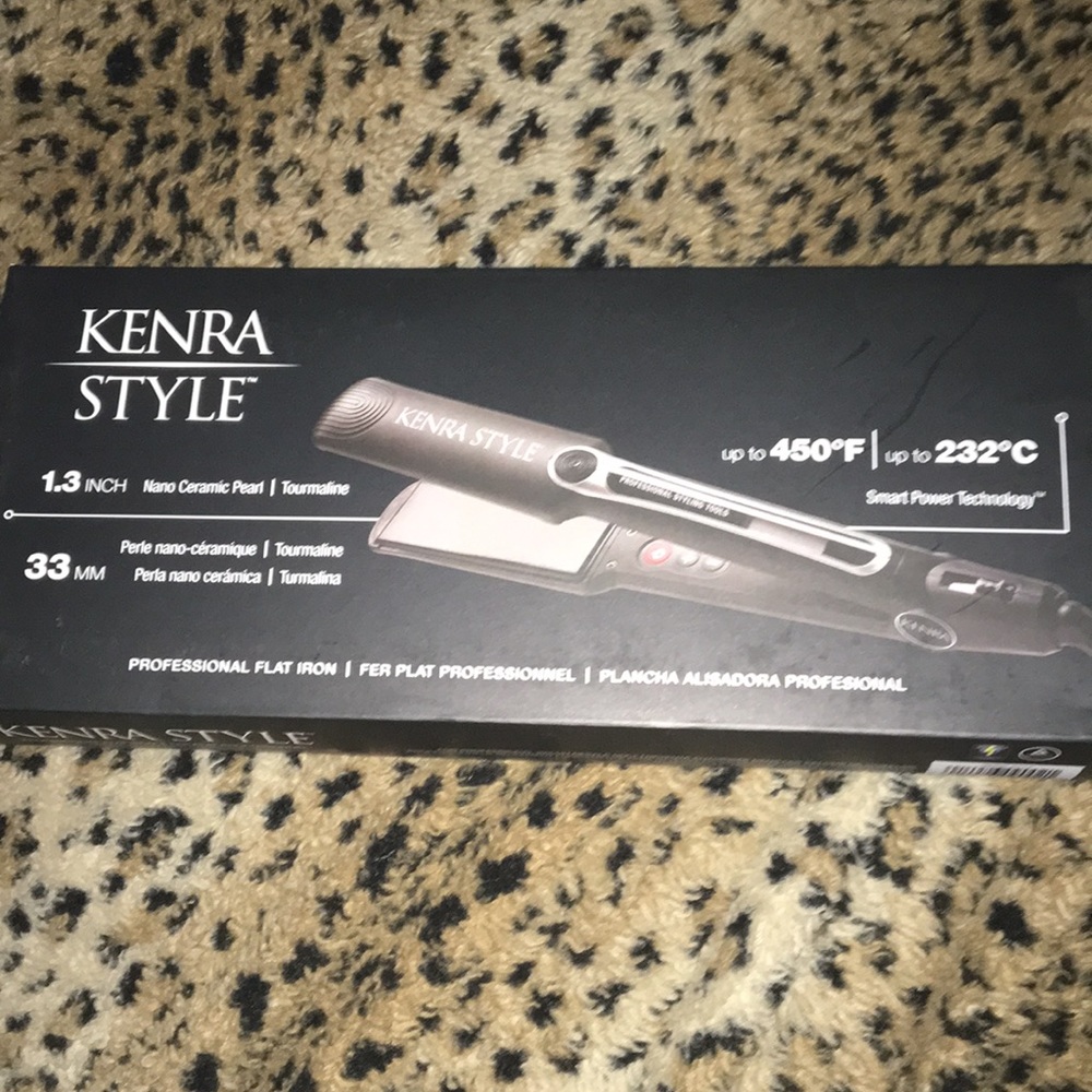 Kenra style flat iron